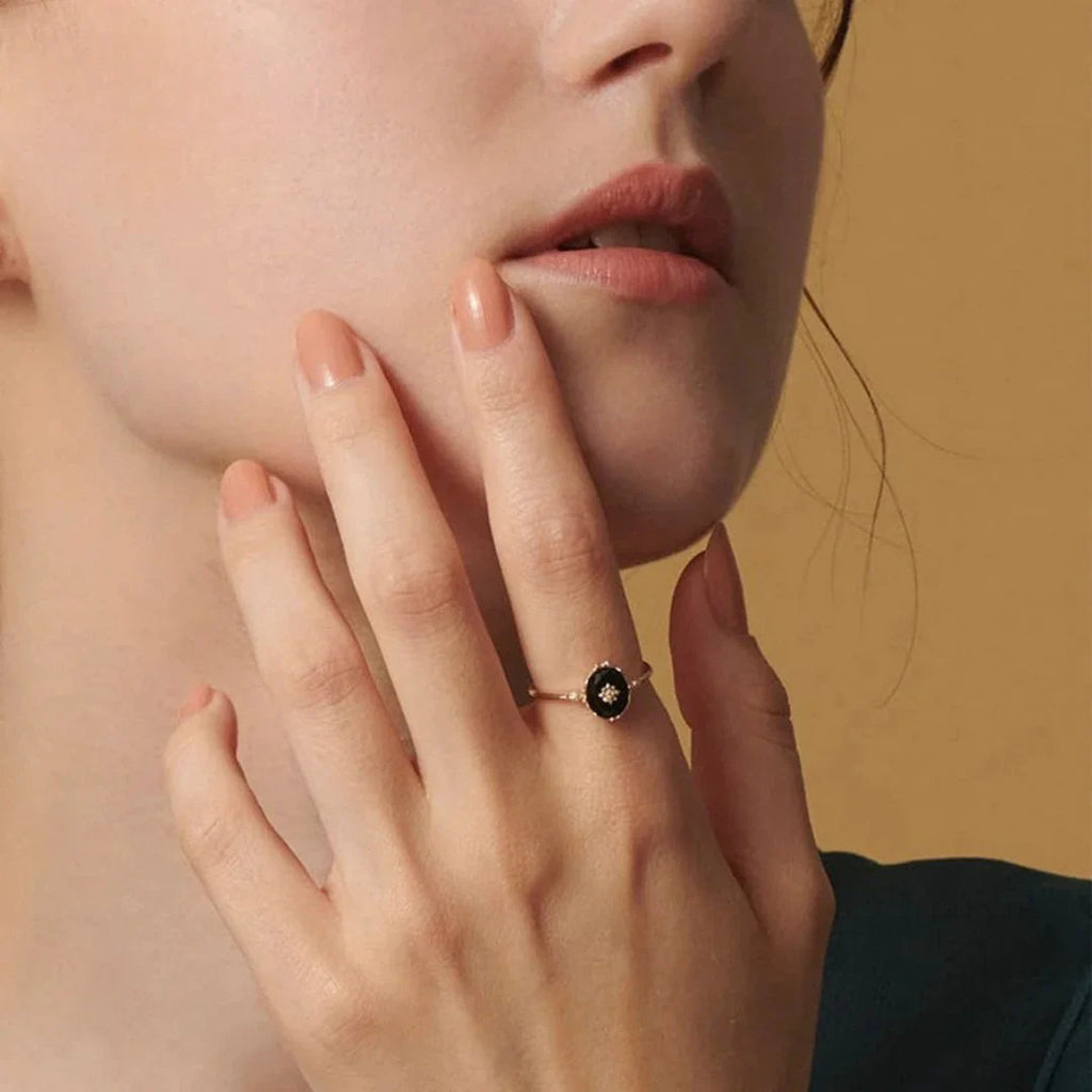 Bague Ajustable "Charme Nocturne" en Agate Noire