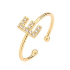 Bague ajustable personnalisée avec initiale e