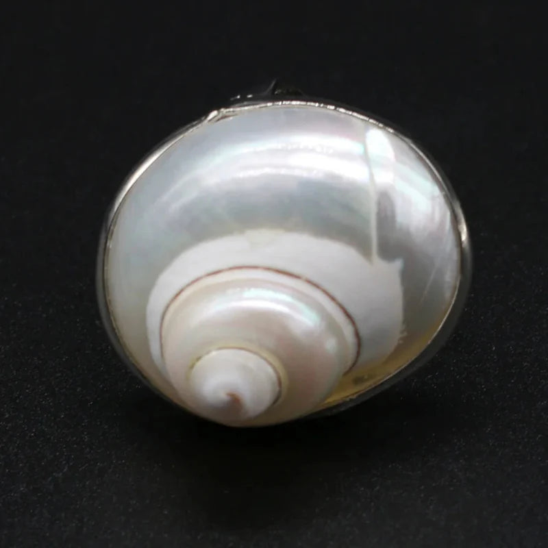 Bague en Nacre de Coquillages
