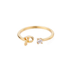 Bague fine pour femme personnalisée avec initiale p