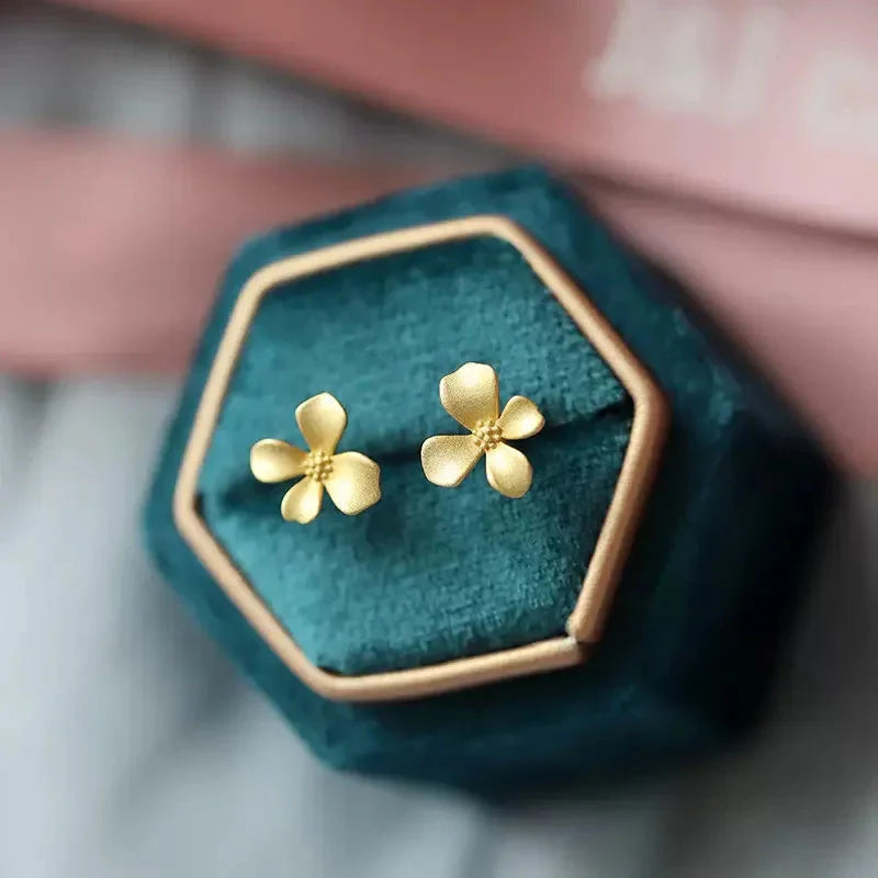 Boucles d'Oreilles Clou Fleur élégantes