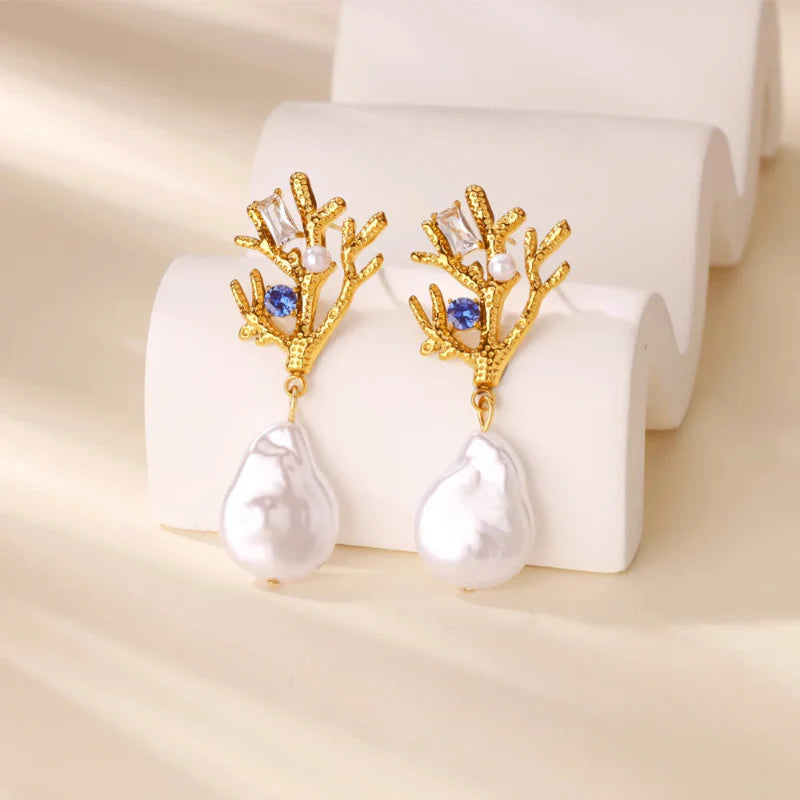 Boucles d'Oreilles Pendantes Corail avec Perle et Zircon bleu