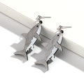 Boucles d'oreilles pendantes en forme de requin gris