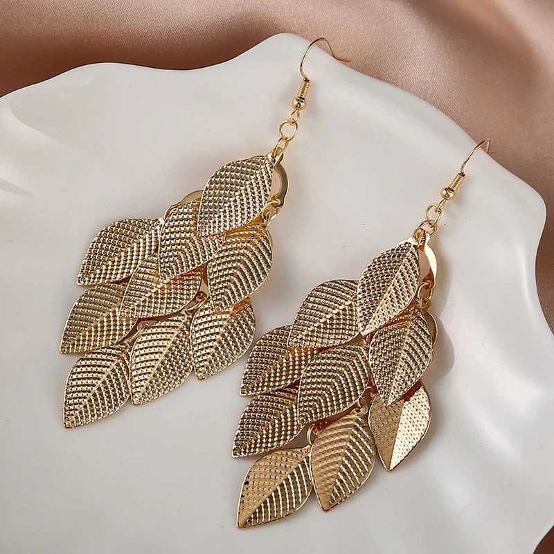 Boucles d'Oreilles Pendantes Feuilles Femme or