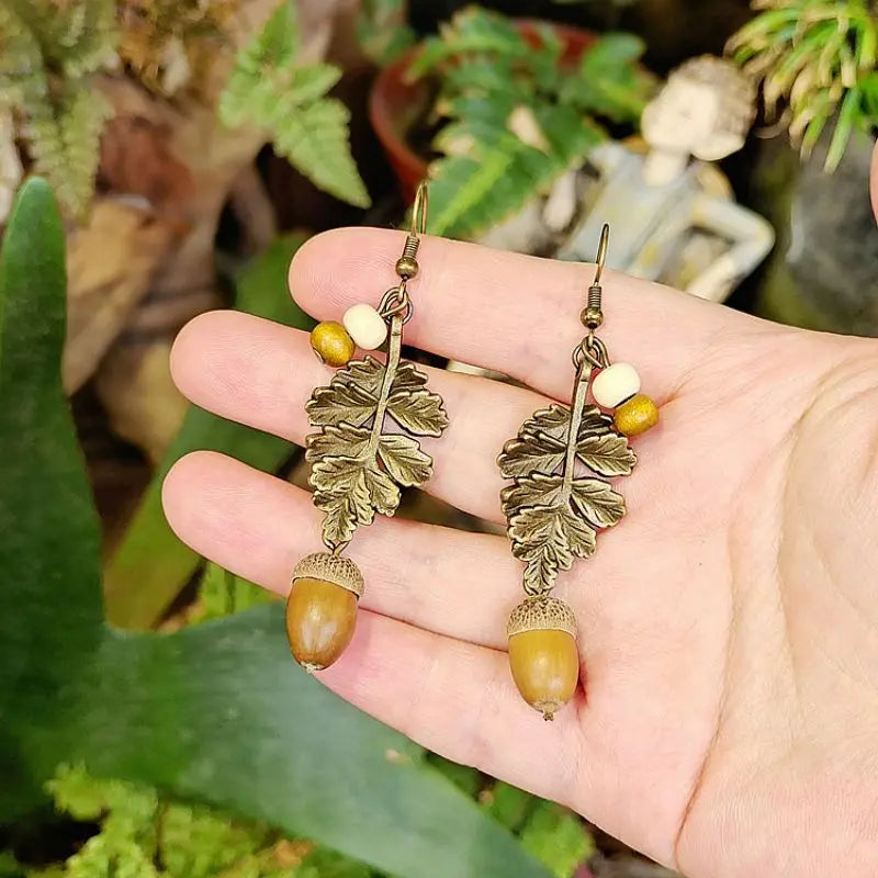 Boucles d'Oreilles Pendantes Gland et Feuille