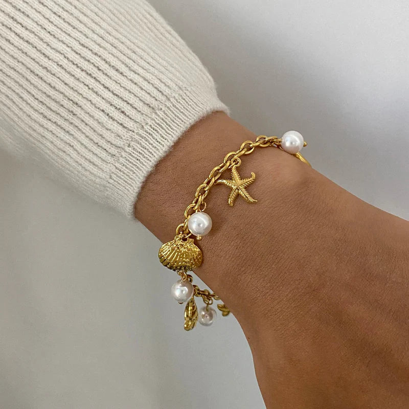 Bracelet avec Coquillages et Perles Blanches