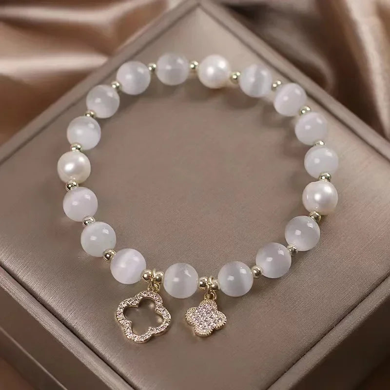 Bracelet en Perles avec Trèfles à 4 Feuilles