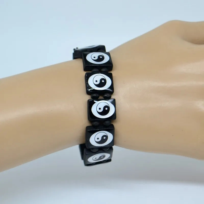 Bracelet en Bois Yin Yang Noir et Blanc