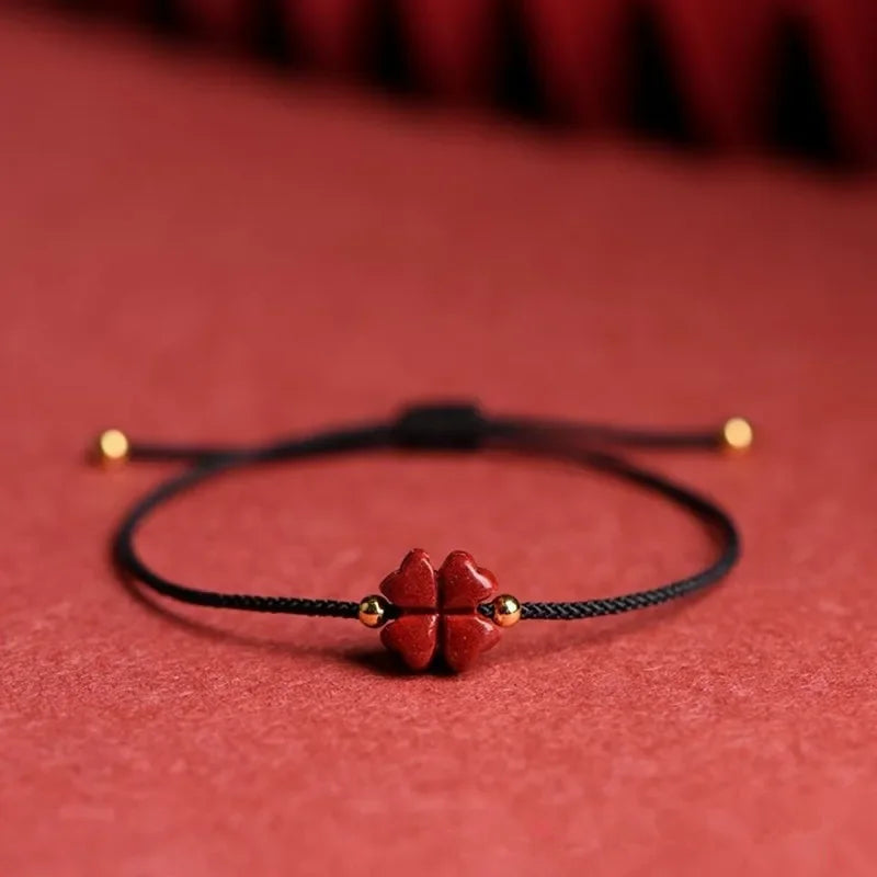 Bracelet en Corde avec Trèfle à 4 Feuilles en Pierre de Cinabre noir