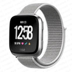 Bracelet en Tissu Montre Fitibit Versa 3 Versa 4 Sense 2 gris