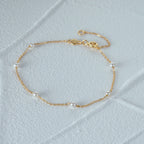 Fin Bracelet Gourmette avec Perles Blanches