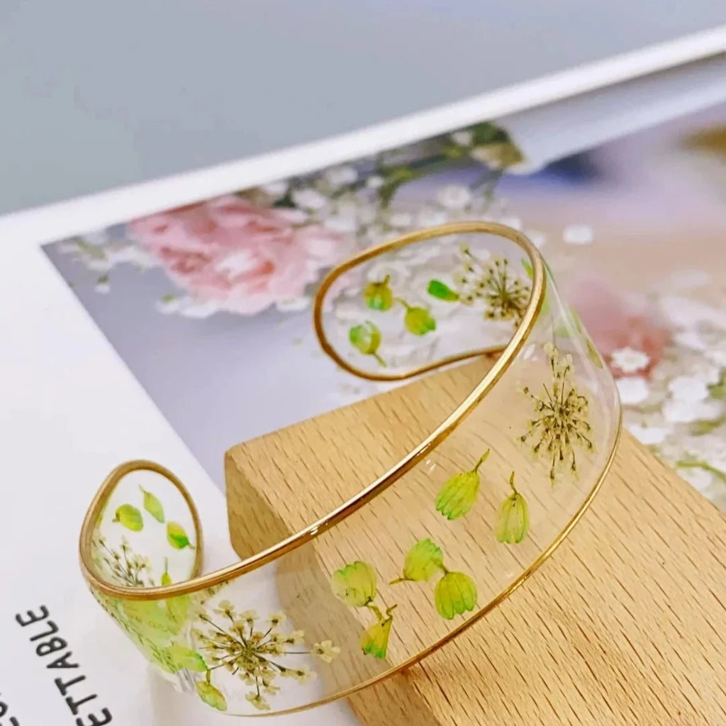Bracelet Gourmette Fleur en Résine Transparente vert a