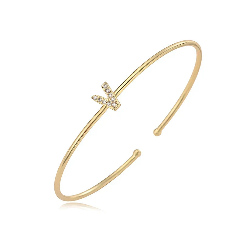 Bracelet initiale minimaliste v