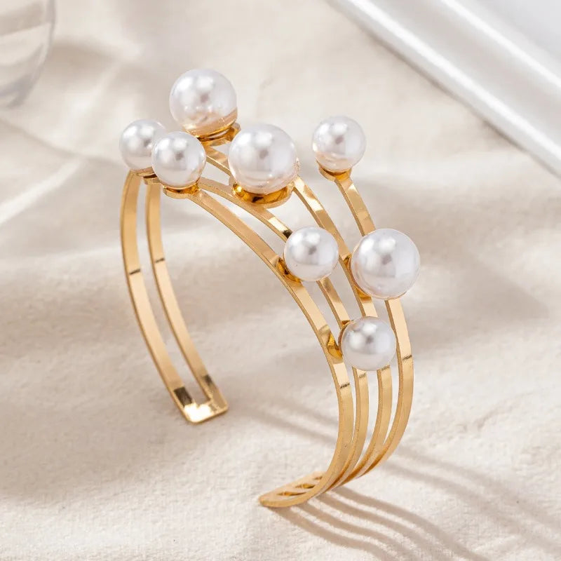 Bracelet Stylé avec Perles Blanches