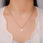 Collier avec pendentif islamique croissant de lune et main de Fatma arabe argent
