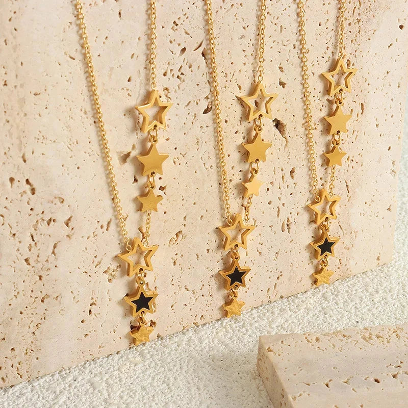 Collier avec Pendentif Etoile Astres