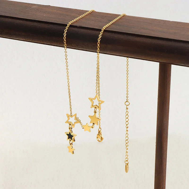 Collier avec Pendentif Etoile Astres