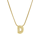 Collier avec pendentif initiale en strass d