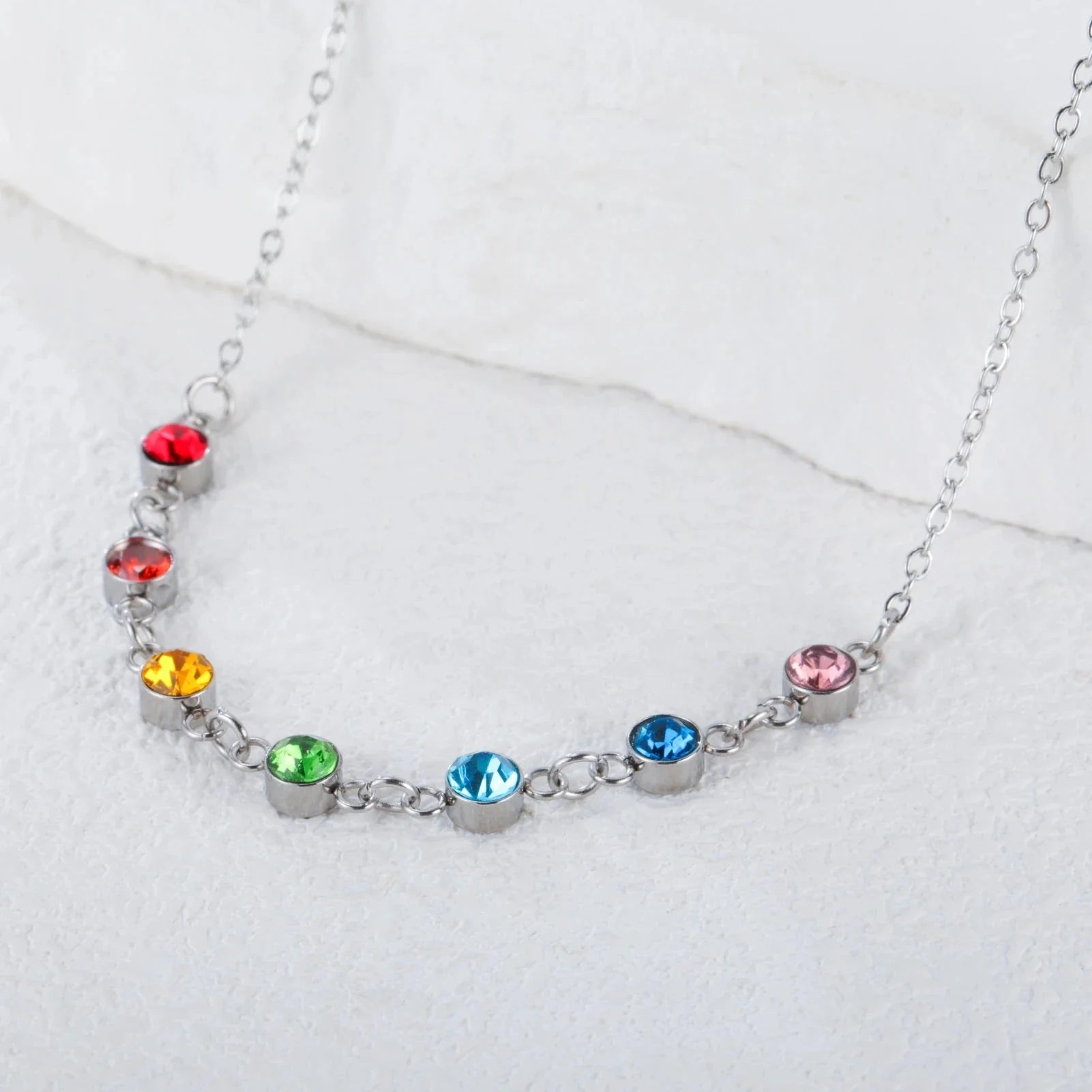 Collier de Protection avec Pendentif en Pierres 7 Chakras pour Femme argent
