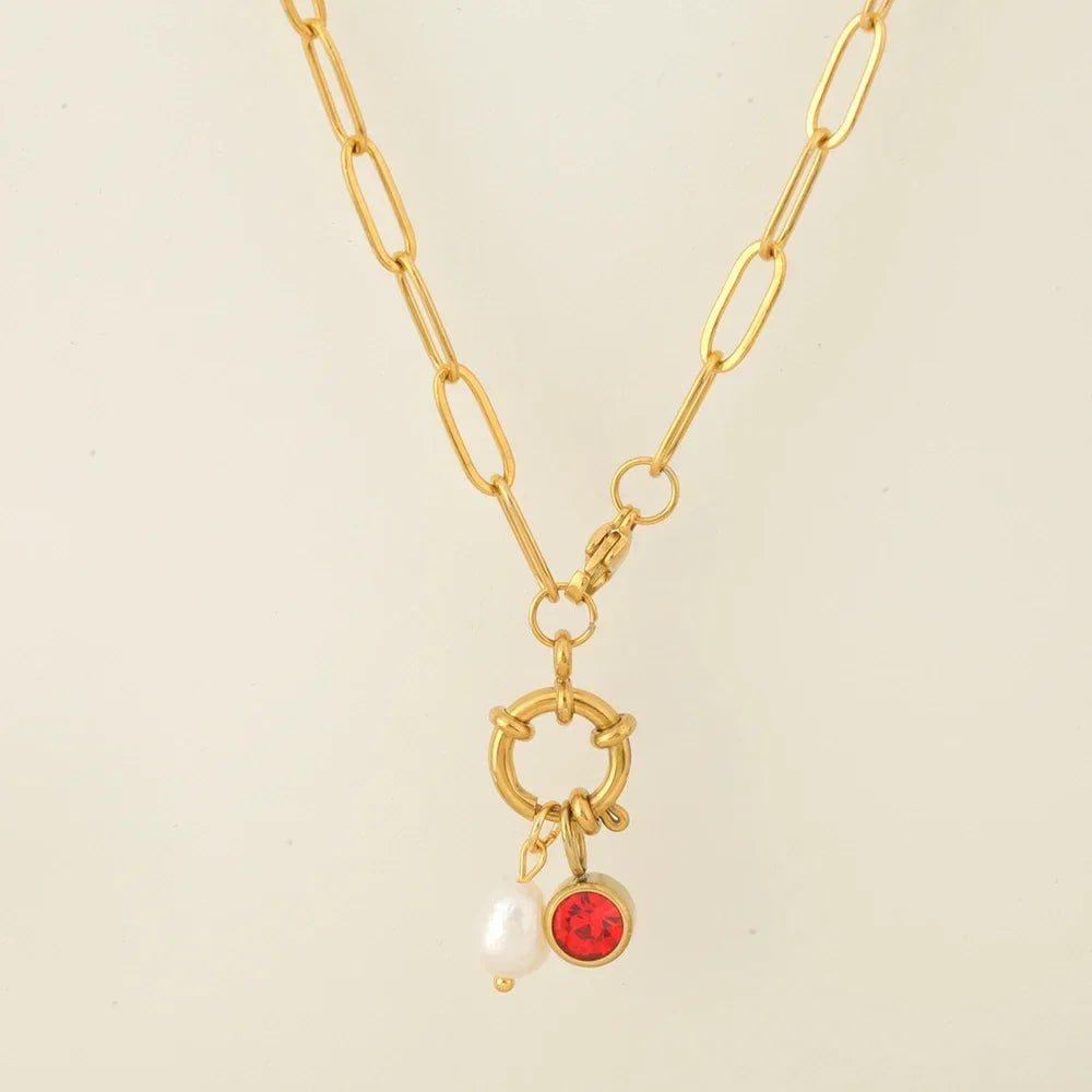 Collier maillons avec pendentif perle et pierre de naissance janvier