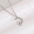 Collier Pendentif Lune et Chats avec Crystal