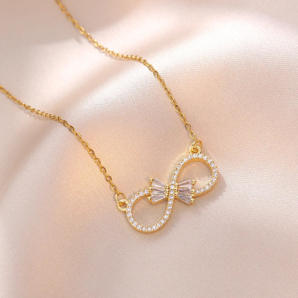Collier pour Femme Pendentif Infini en Zircon