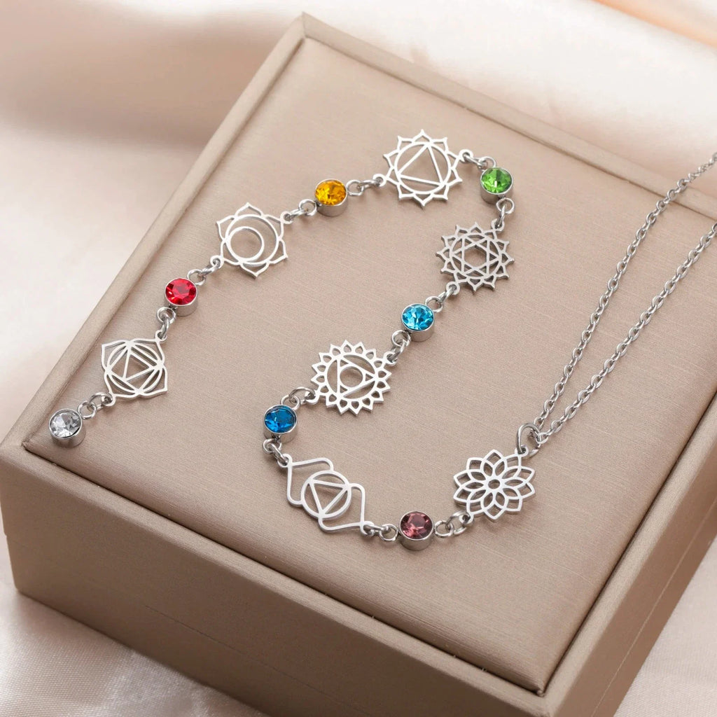 Collier Ras de Cou Pendentif avec Pierres en Zircon 7 Chakras argent
