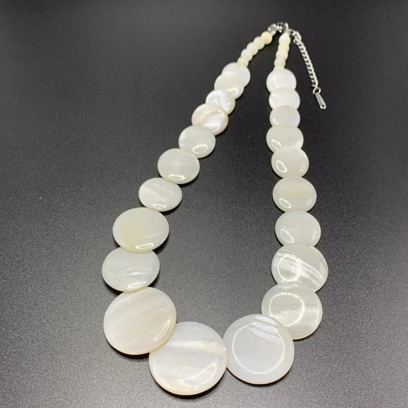 Collier Ras de Cou en Nacre Coquillage 1