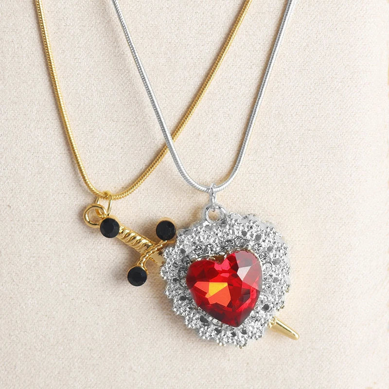 Colliers pour Couples Pendentif Coeur et Epée