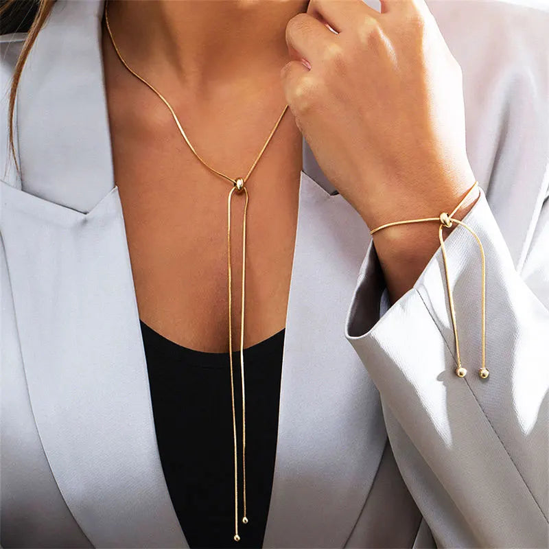 Long Collier De Décolleté
