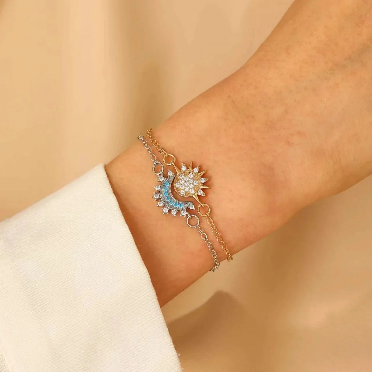 Lot de 2 Bracelets Lune ou Soleil en Zircon pour Couple
